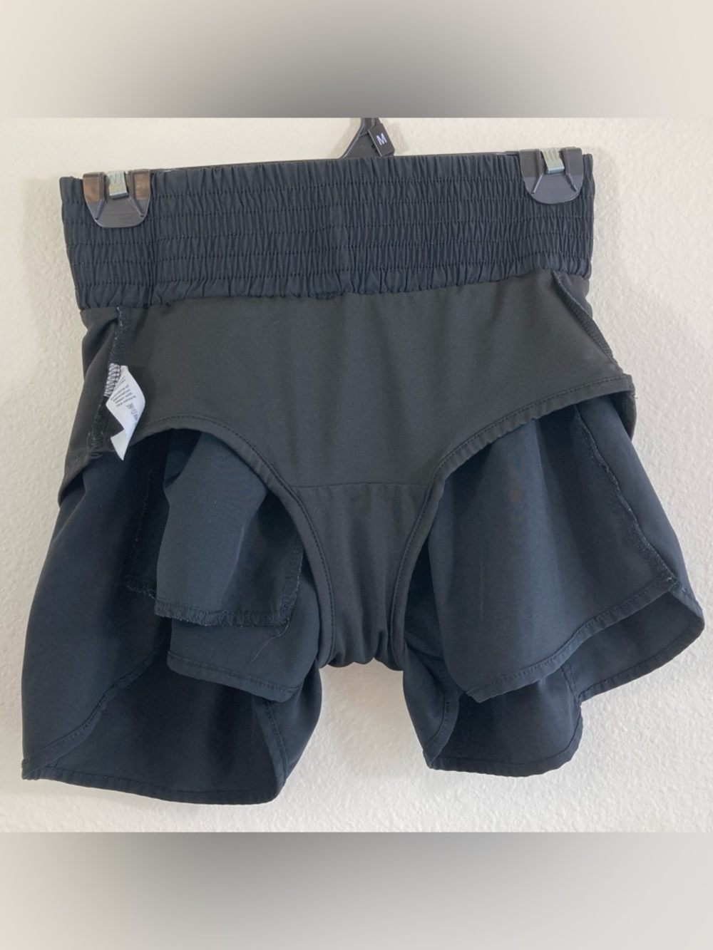 B Women’s Black Athletic Shorts Size S Running Workout Shorts - Picture 4 of 6